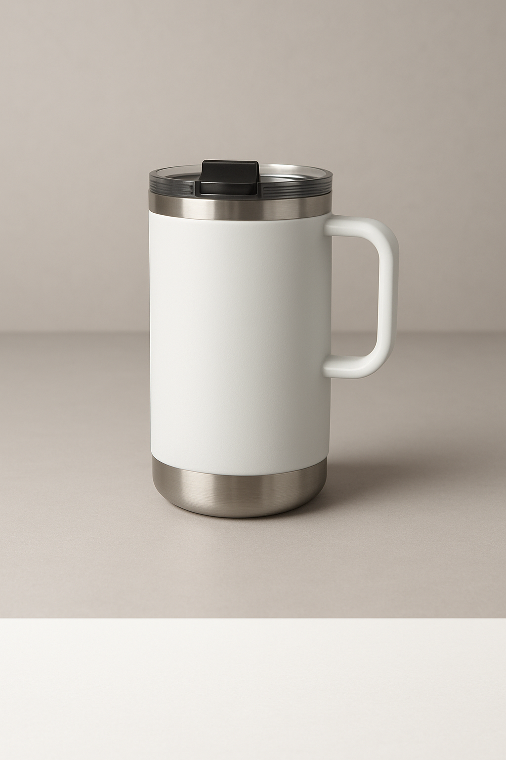 Golden Store™ 20oz Insulated Travel Mug | Compact Hydration